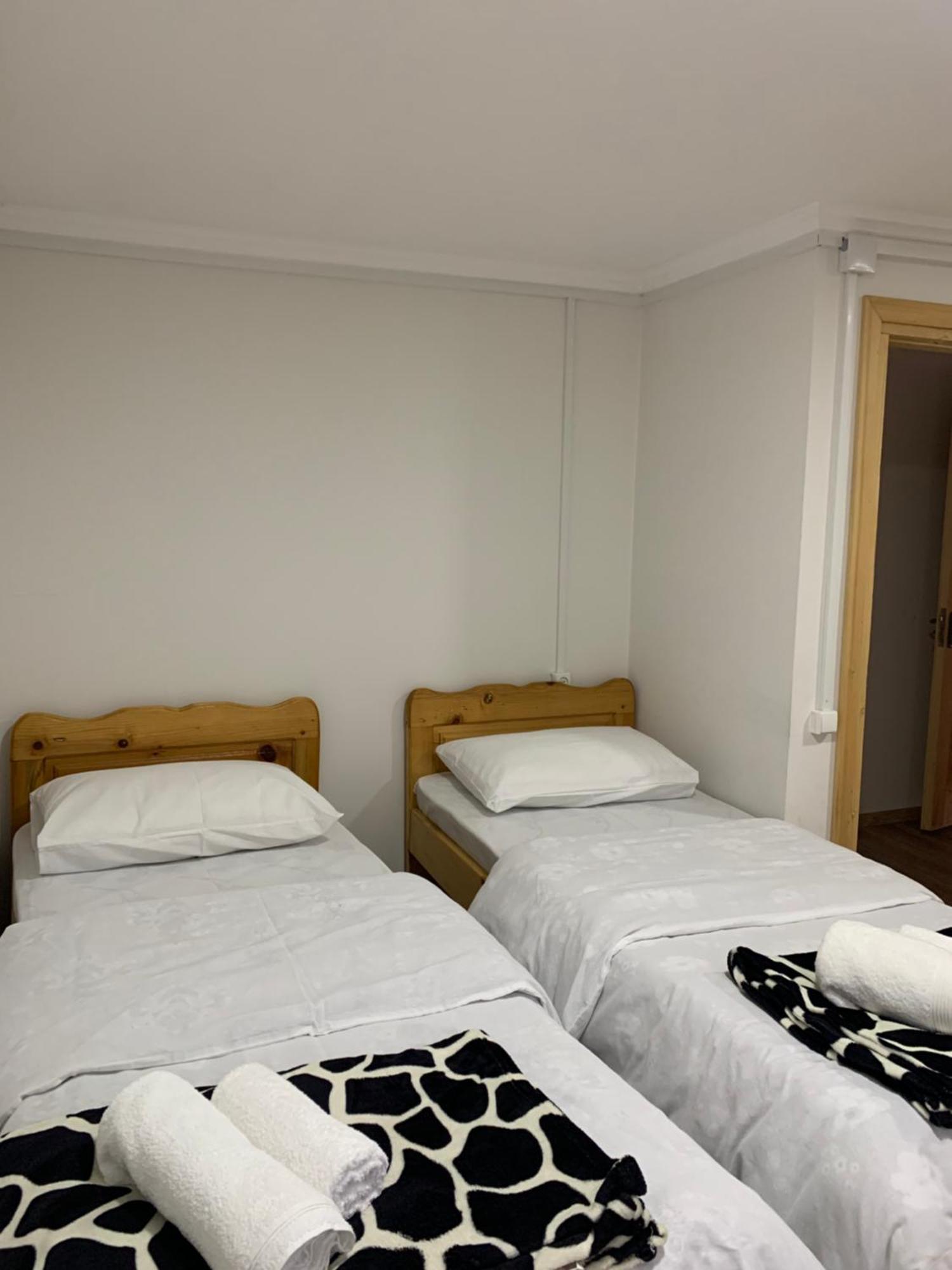 Tebdi Qor, Warm Home Местія Екстер'єр фото